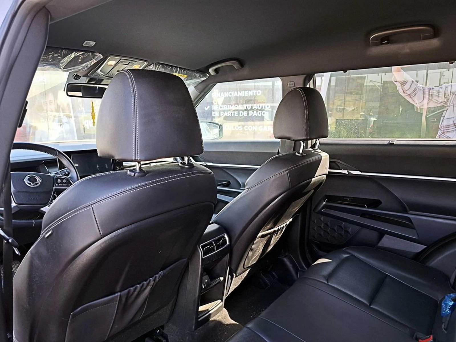 SsangYong TORRES LIMITED GLX 4X4 1.5 AT 2024 - Imagen 12 de 19