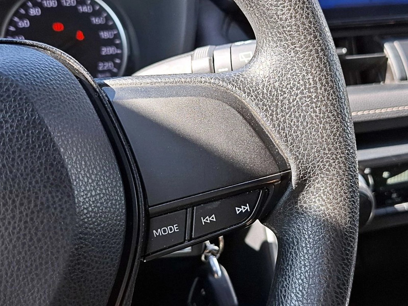 Toyota RAV4 LE 2.0 AUT 2022 - Imagen 15 de 17