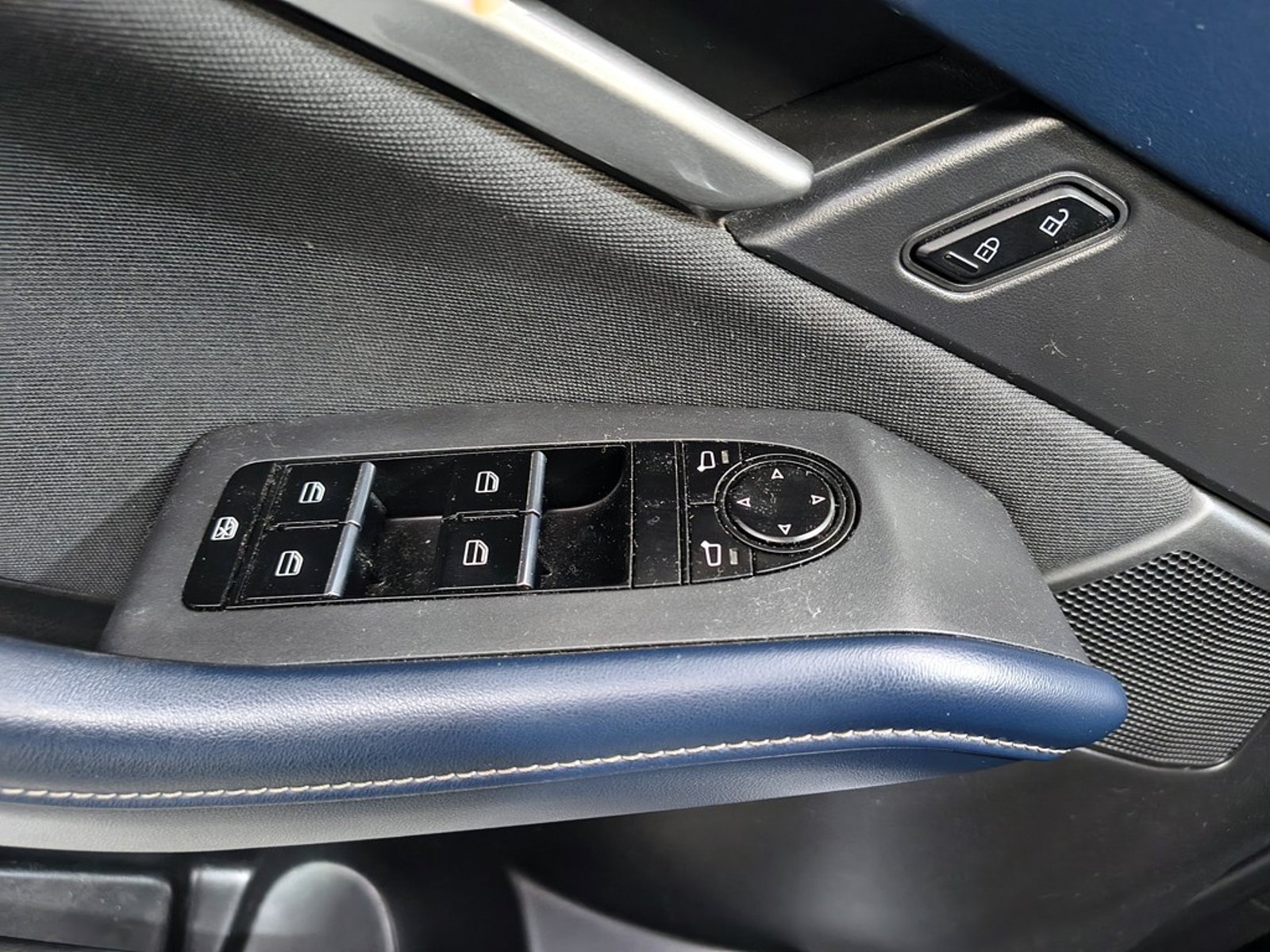 Mazda CX-30 2.0 2021 - Imagen 8 de 18