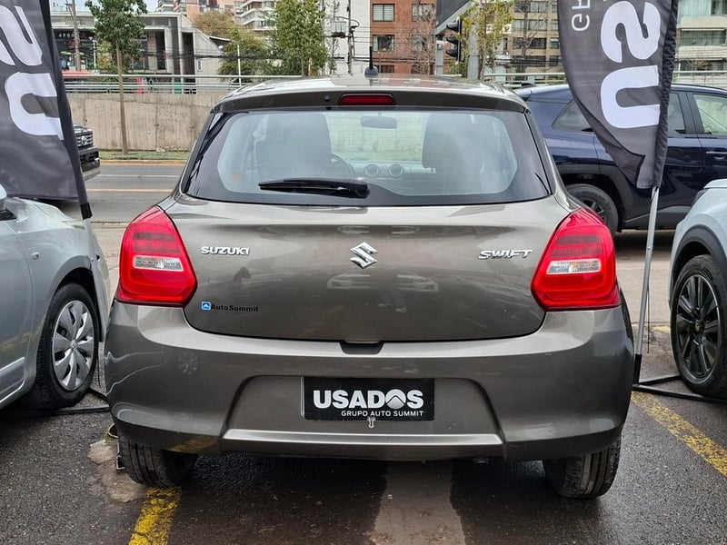 Suzuki SWIFT 1.2 GL SPORT MT 2021 - Imagen 7 de 20