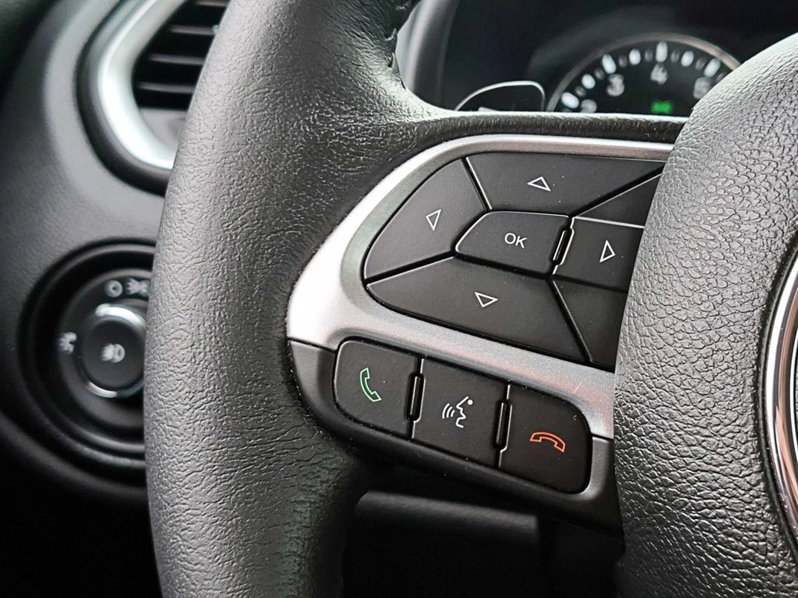 Jeep RENEGADE 1.8 SPORT LX 4X2 AT 5P 2022 - Imagen 15 de 20