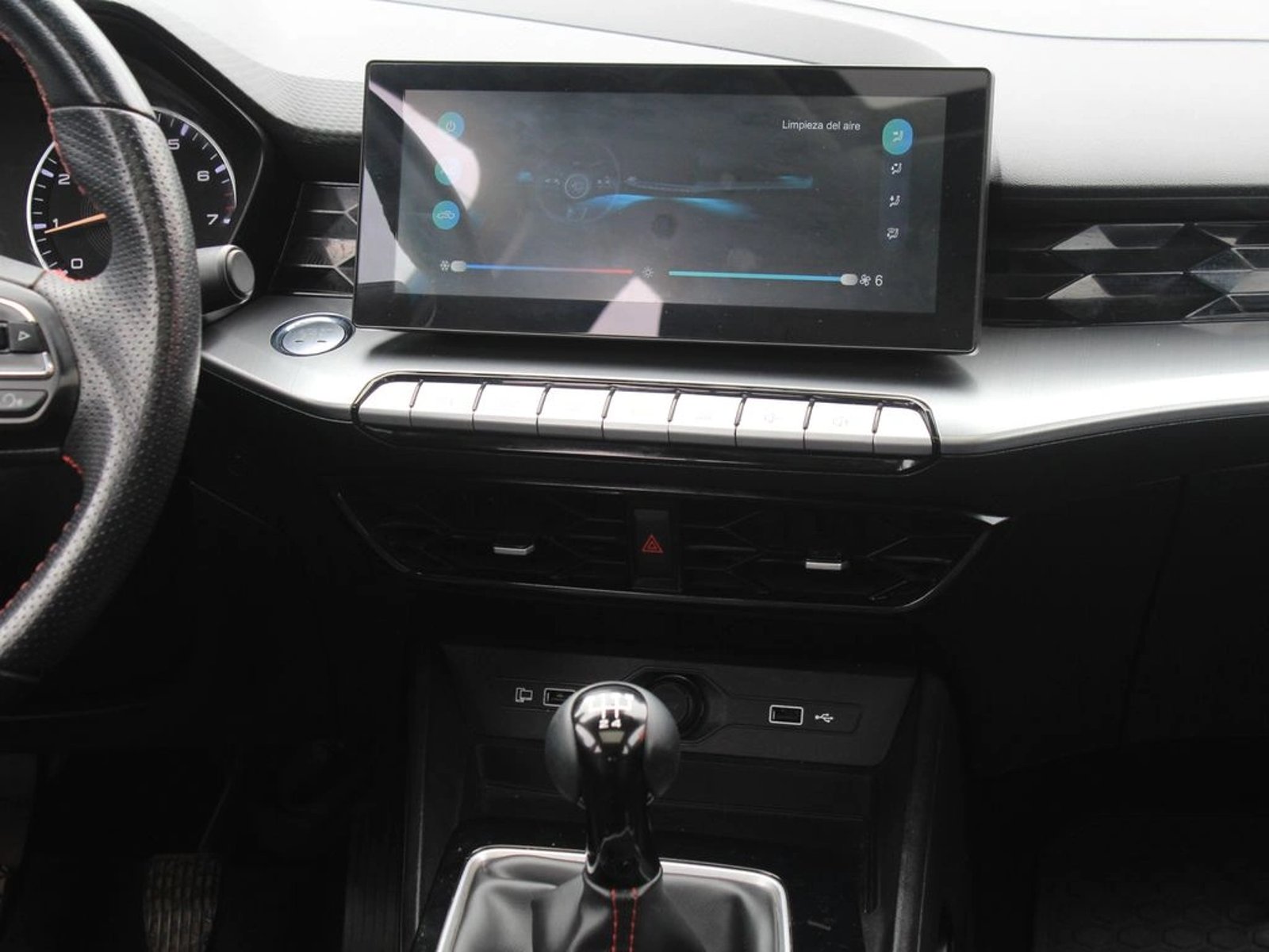 MG GT 1.5 COM 4X2 MT 4P 2024 - Imagen 11 de 20