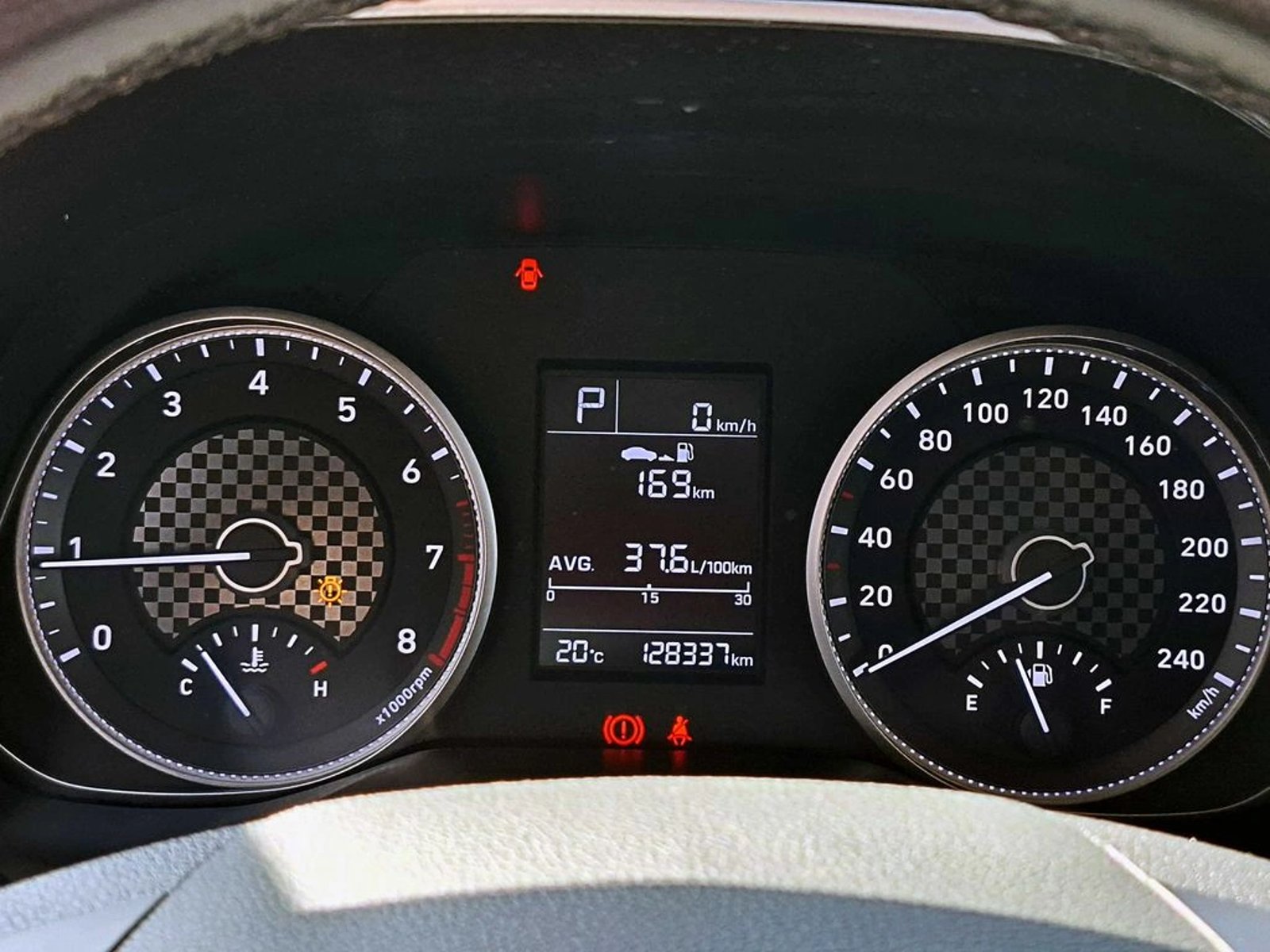 HYUNDAI ELANTRA GL 1.6 4X2 AT 4P 2021 - Imagen 14 de 18