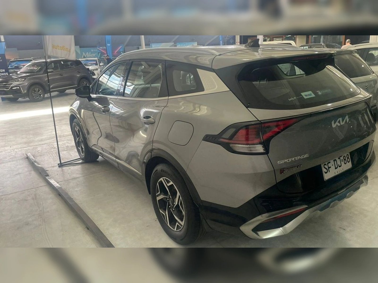 Kia SPORTAGE 2.0 EX 2WD 6AT 5P 2022 - Foto 3 de 9