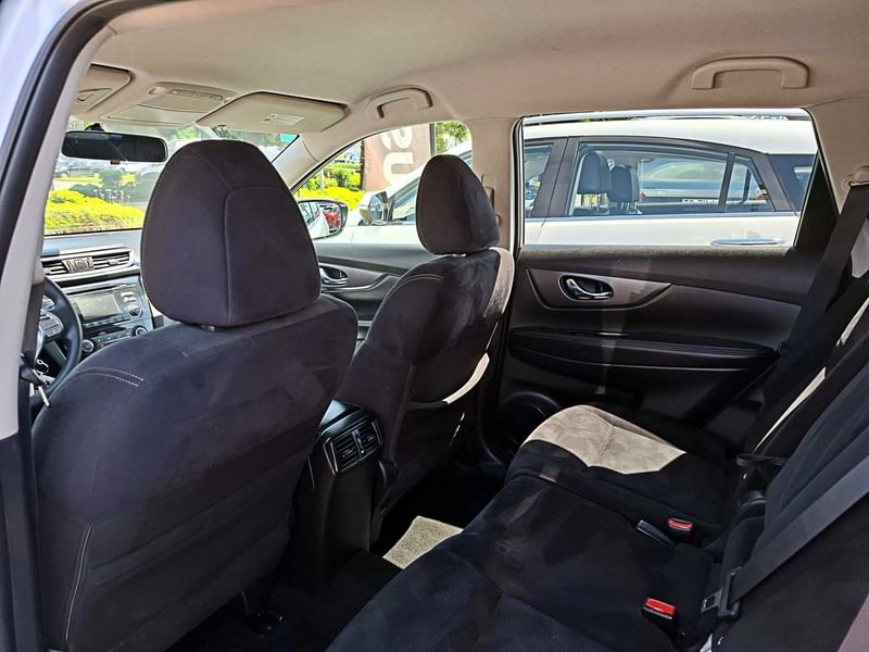 Nissan X-TRAIL 2.5 SENSE CVT AT 2017 - Imagen 11 de 17