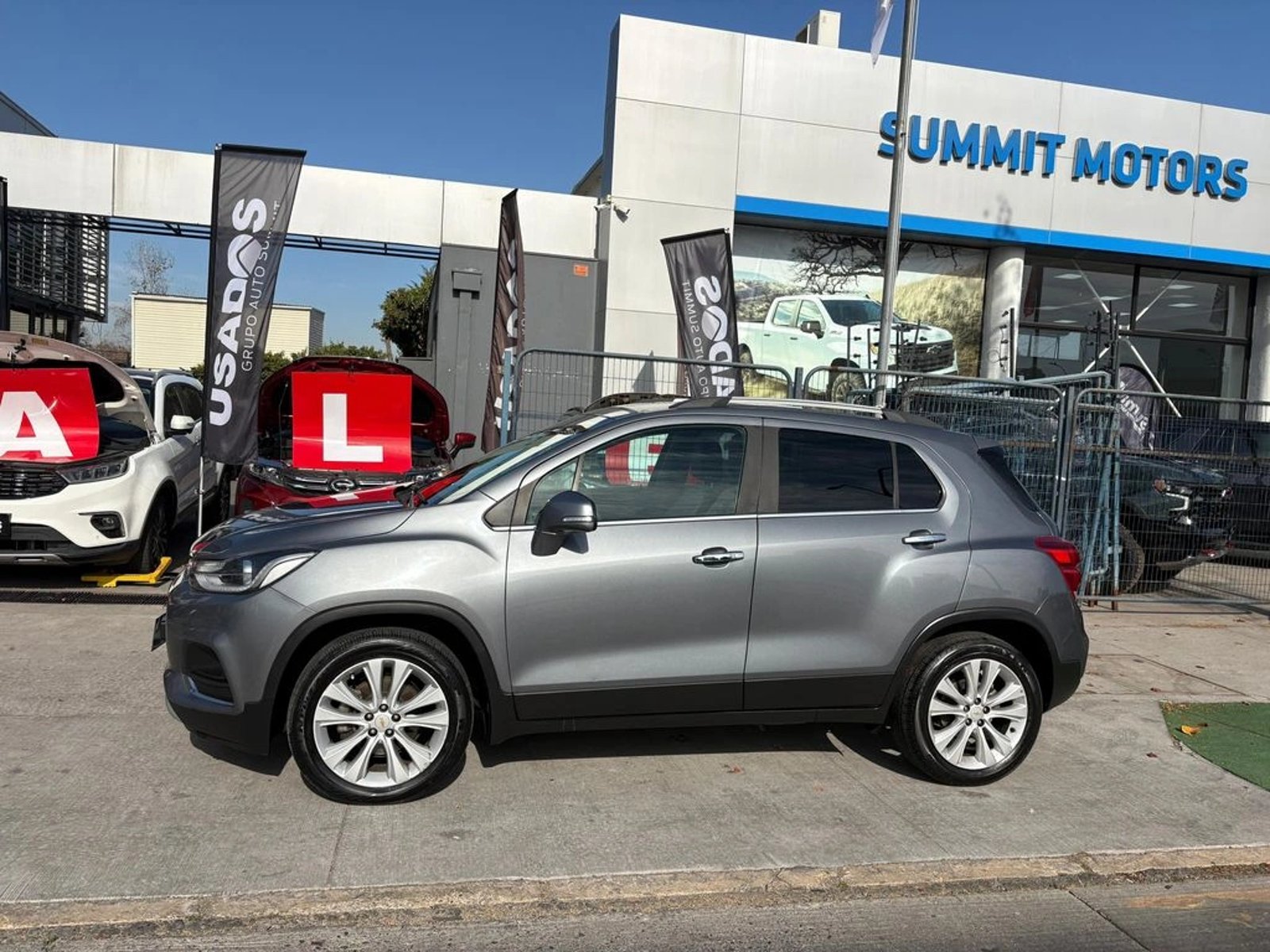 Chevrolet TRACKER 1.8 LS AT 4X4 2019 - Foto 4 de 10