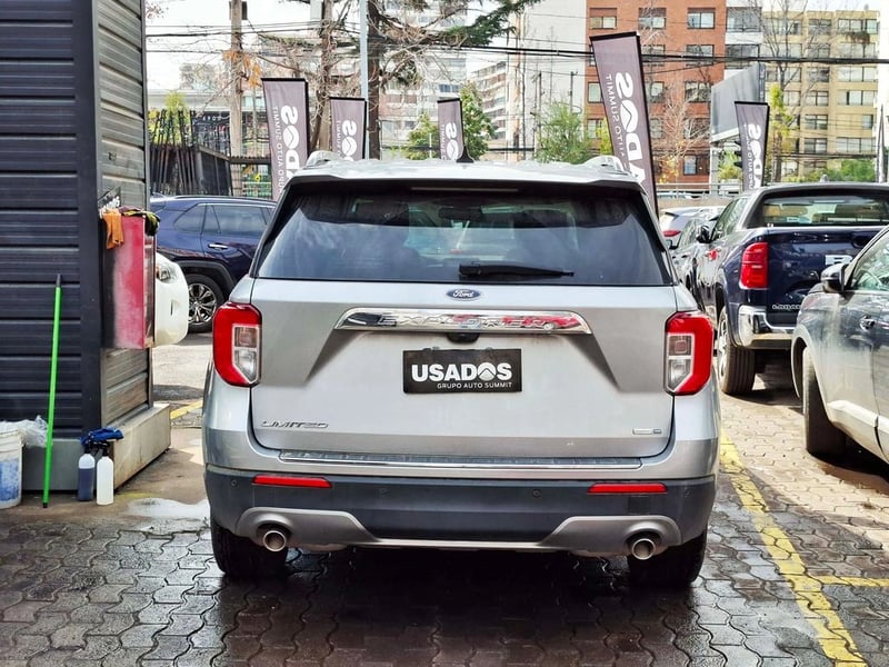 Ford EXPLORER 2.3 ECOBOOST LIMITED 4X4 AT 2024 - Imagen 9 de 20