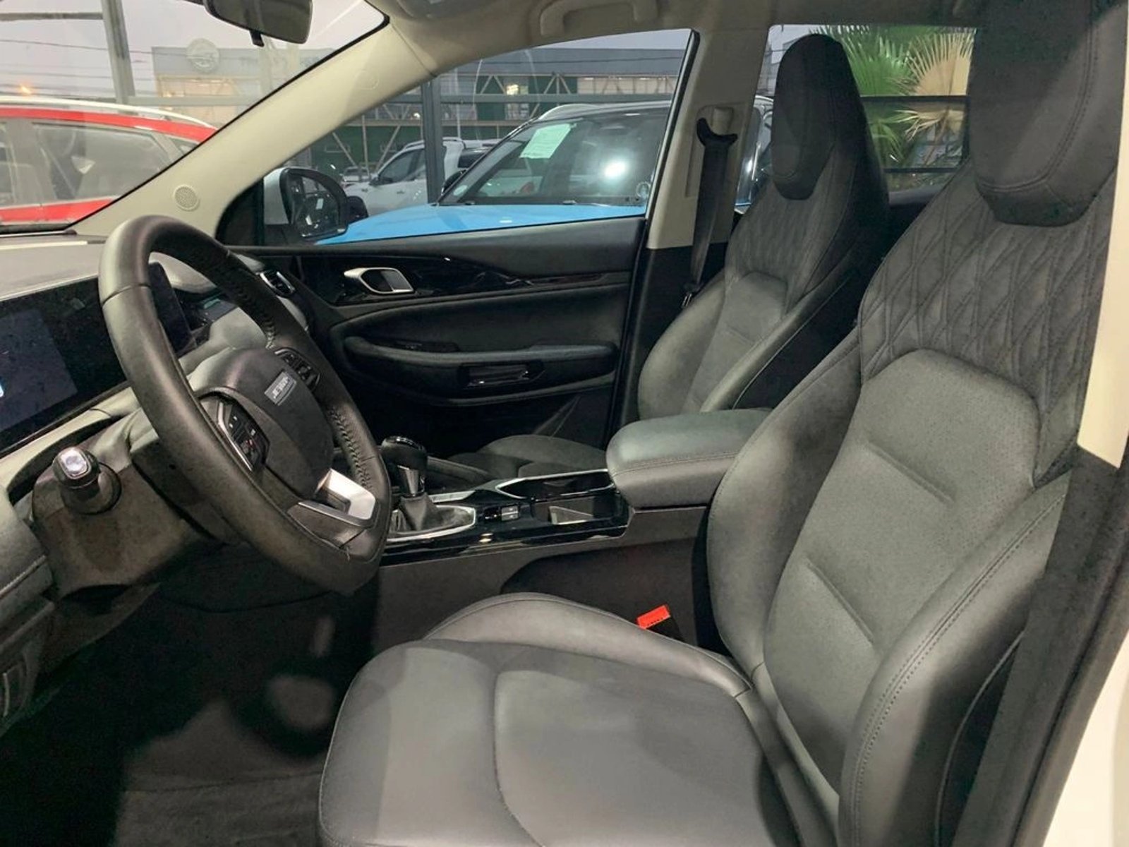JETOUR X50 1.5 COM 4X2 MT 4P 2026 - Imagen 11 de 12
