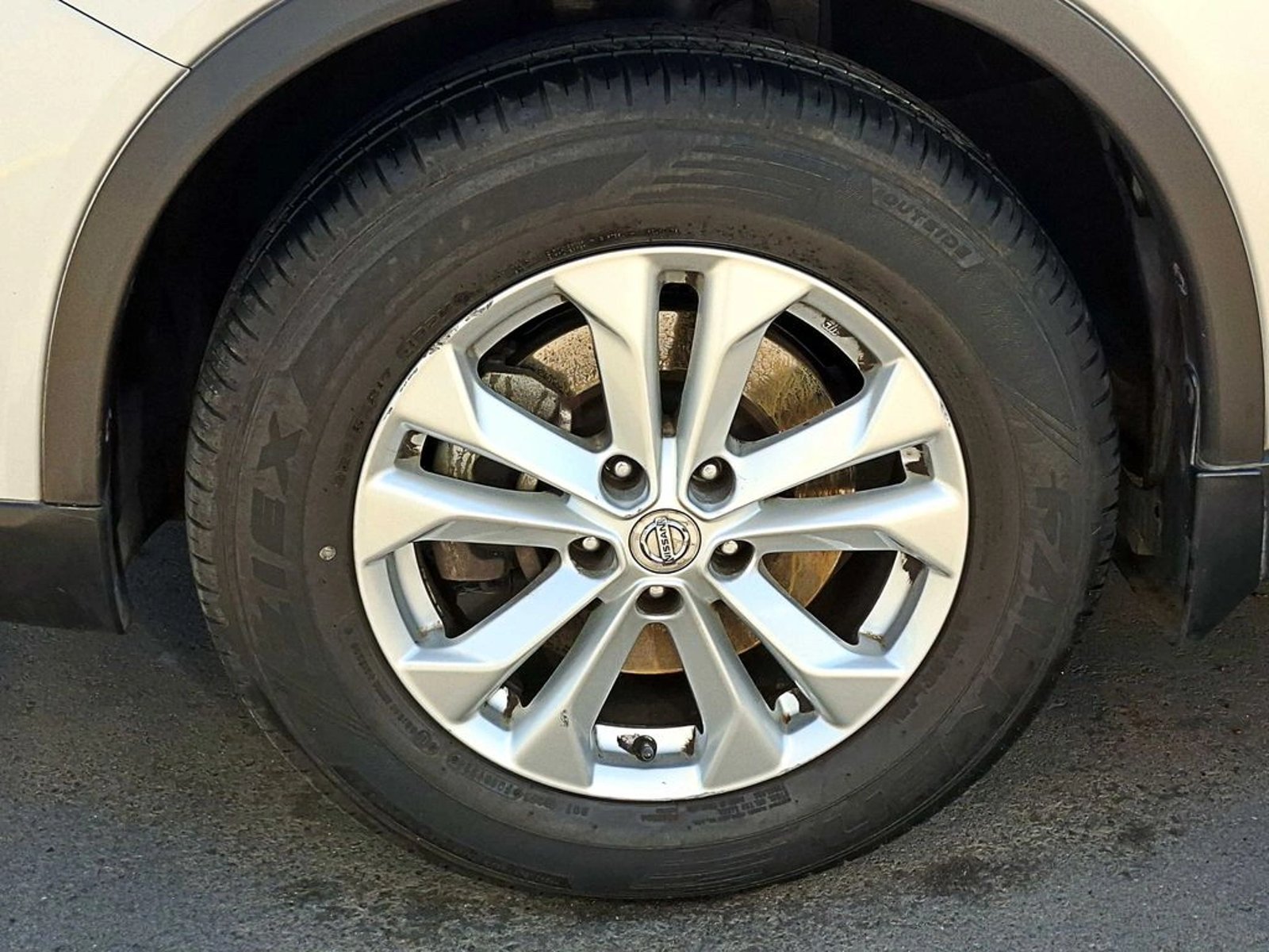 Nissan X-TRAIL 2.5 SENSE CVT AT 2017 - Foto 4 de 17