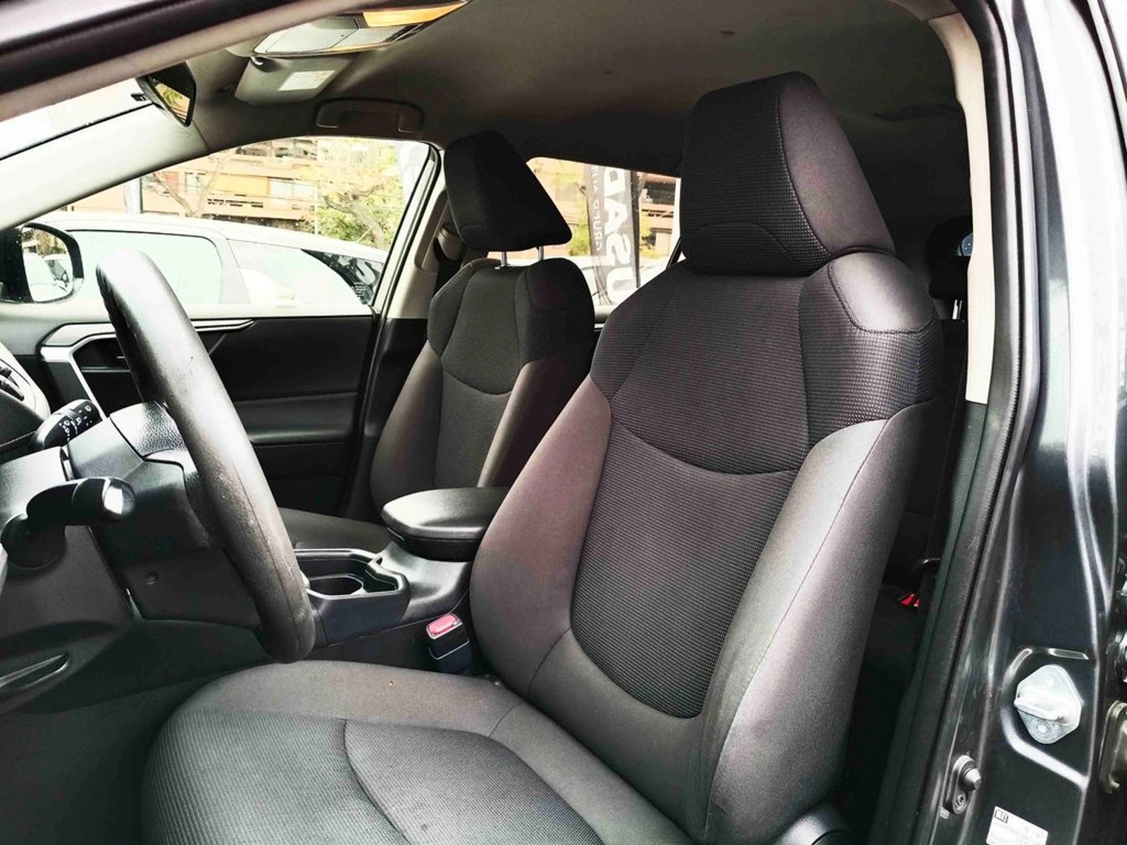 Toyota RAV4 2.0 LE AUT 2021 - Imagen 17 de 20