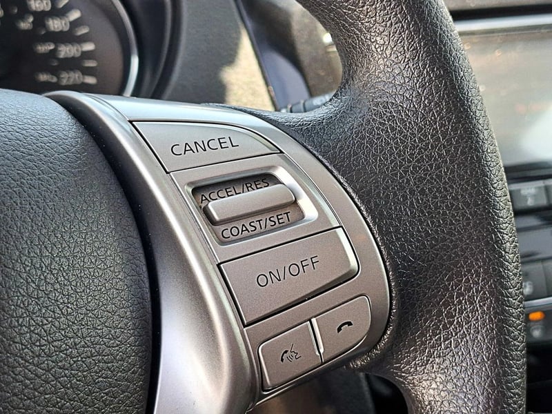 Nissan X-TRAIL 2.5 SENSE CVT AT 2017 - Imagen 15 de 17