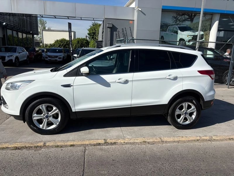 Ford ESCAPE 2.5 S 4X2 AT 5P 2017 - Imagen 3 de 12
