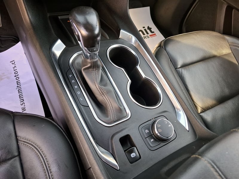 Chevrolet TRAVERSE 3.6L LT AWD AT 5P 2023 - Imagen 19 de 20