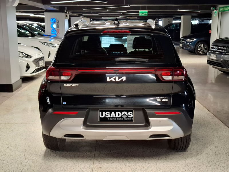 Kia SONET 1.5 EX MT 2024 - Imagen 6 de 20