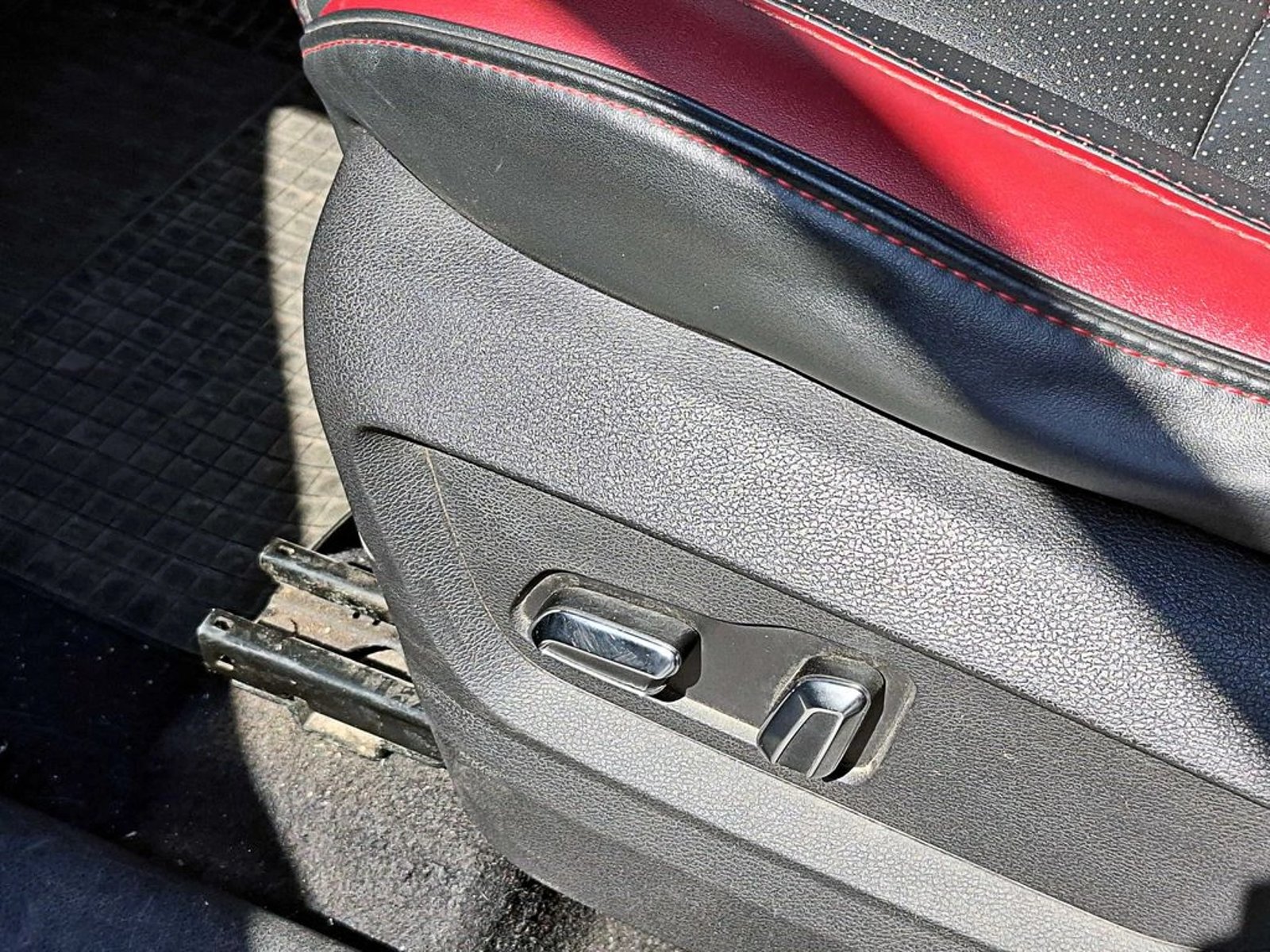 CHERY TIGGO 3 PRO 1.5 GLX CVT AT 5P 2023 - Imagen 11 de 19