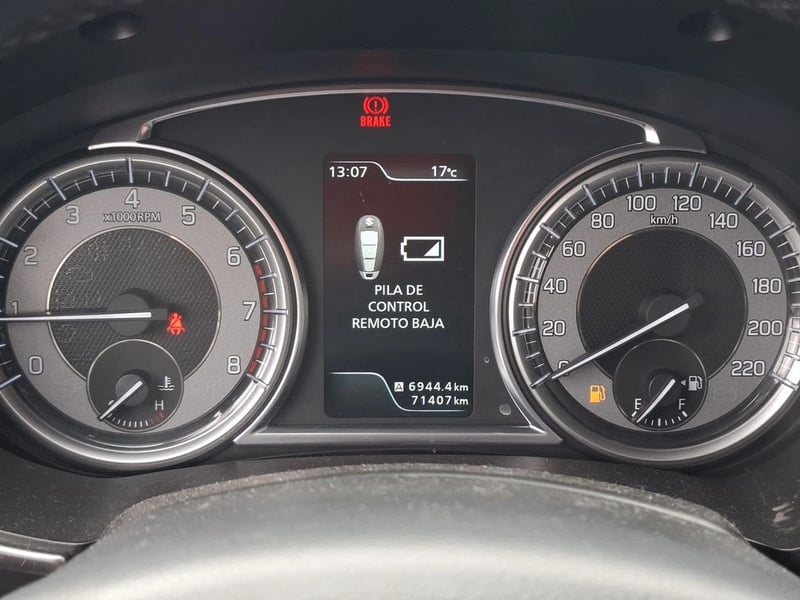 Suzuki VITARA 1.6 GLS MT 2022 - Imagen 15 de 18