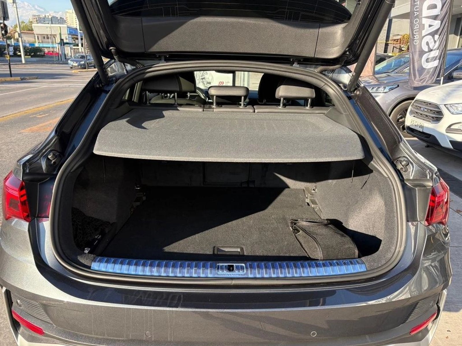 Audi Q3 1.4 35 TFSI AT 2025 - Imagen 6 de 12