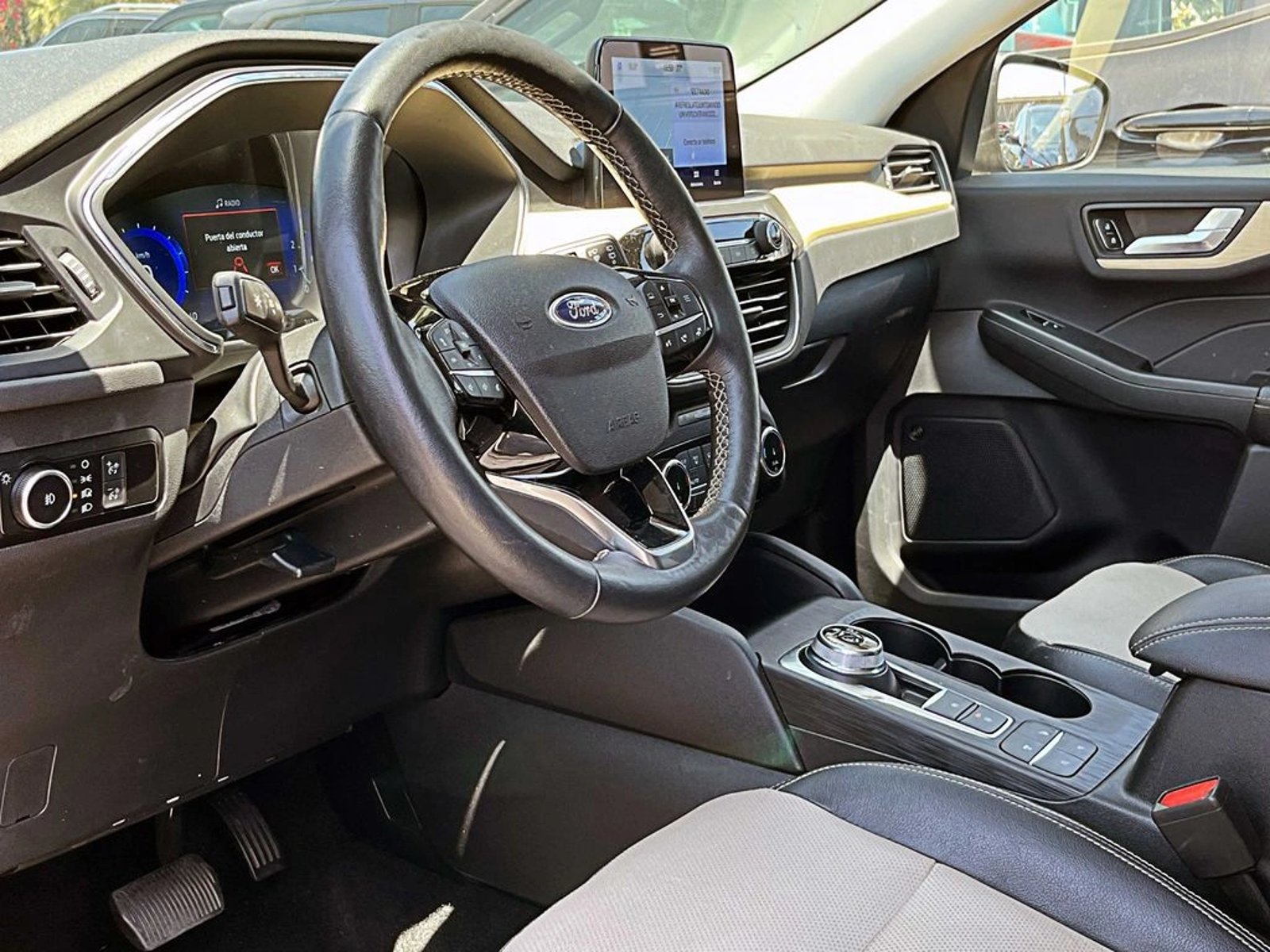FORD ESCAPE 2.0 TITANIUM AWD AT 5P 2023 - Imagen 9 de 18