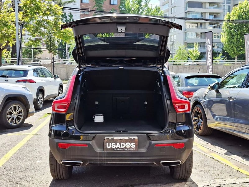 Volvo XC40 2.0 2020 - Imagen 9 de 20