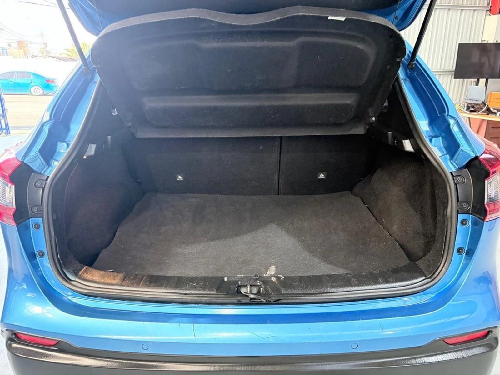 NISSAN QASHQAI 2.0 ADVANCE 4X2 MT 5P 2021 - Imagen 13 de 14