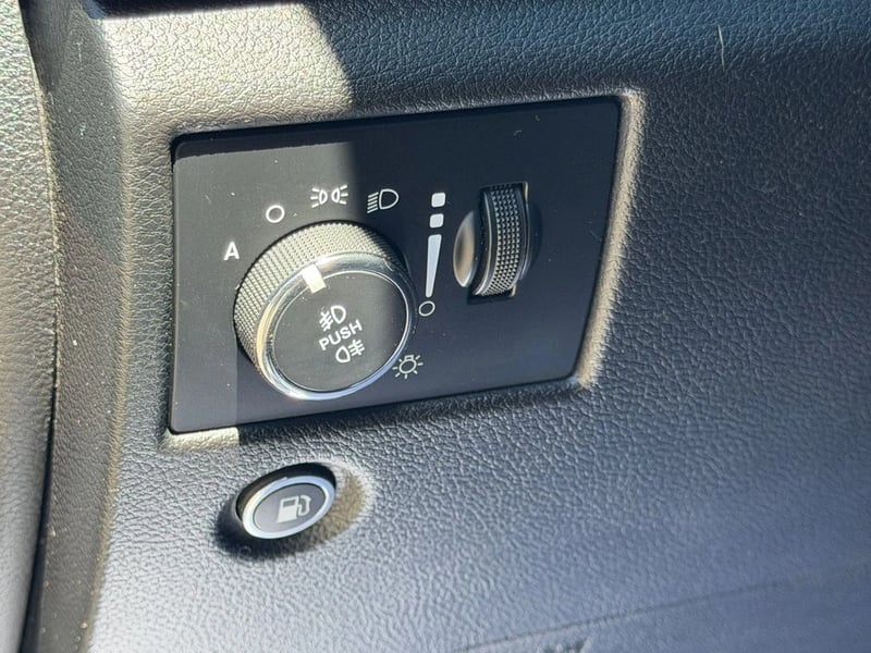 Jeep GRAND CHEROKEE 3.6 LAREDO AT 2021 - Imagen 13 de 14