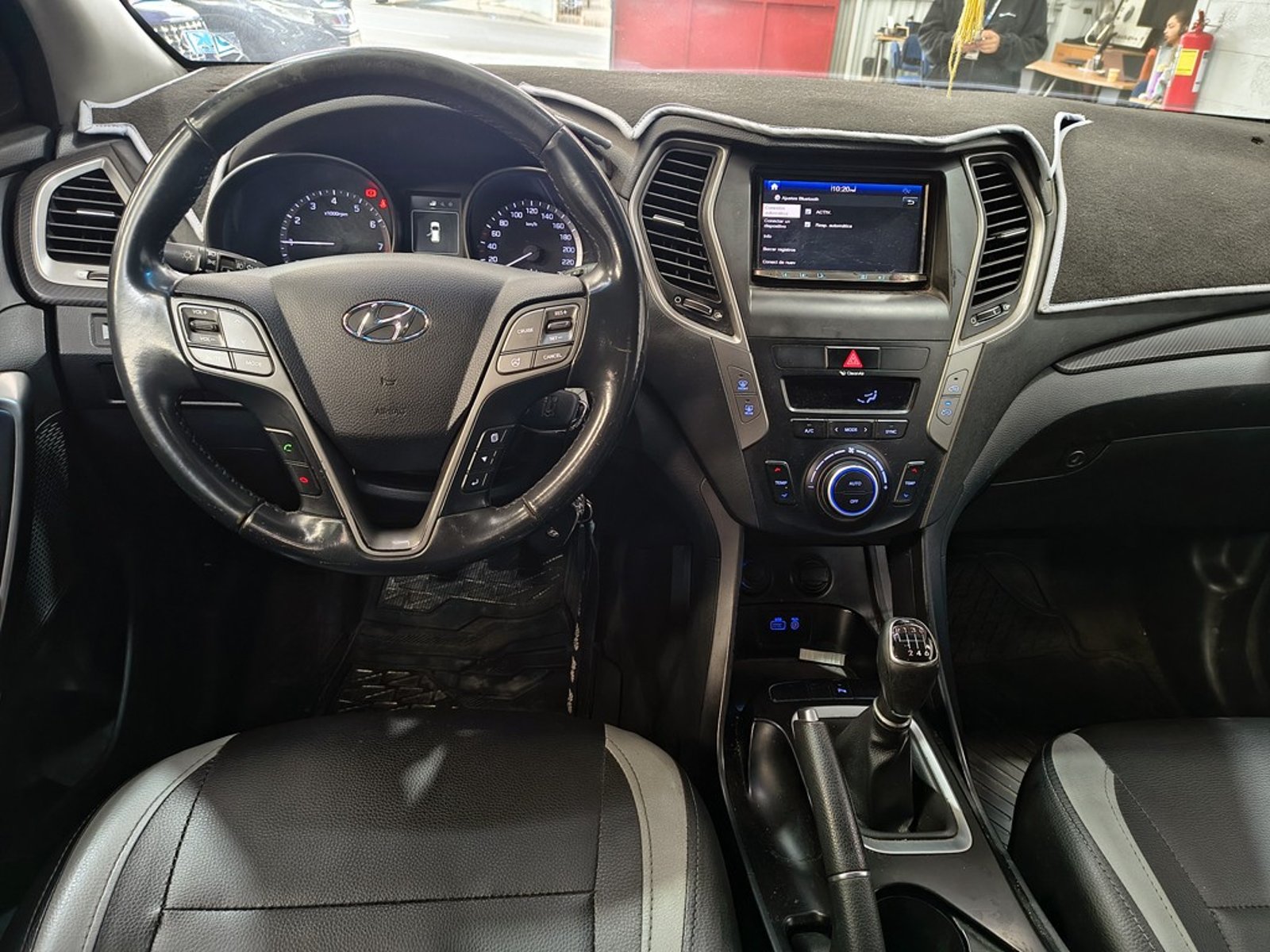 HYUNDAI SANTA FE 2.4 GLS 2018 - Imagen 15 de 20