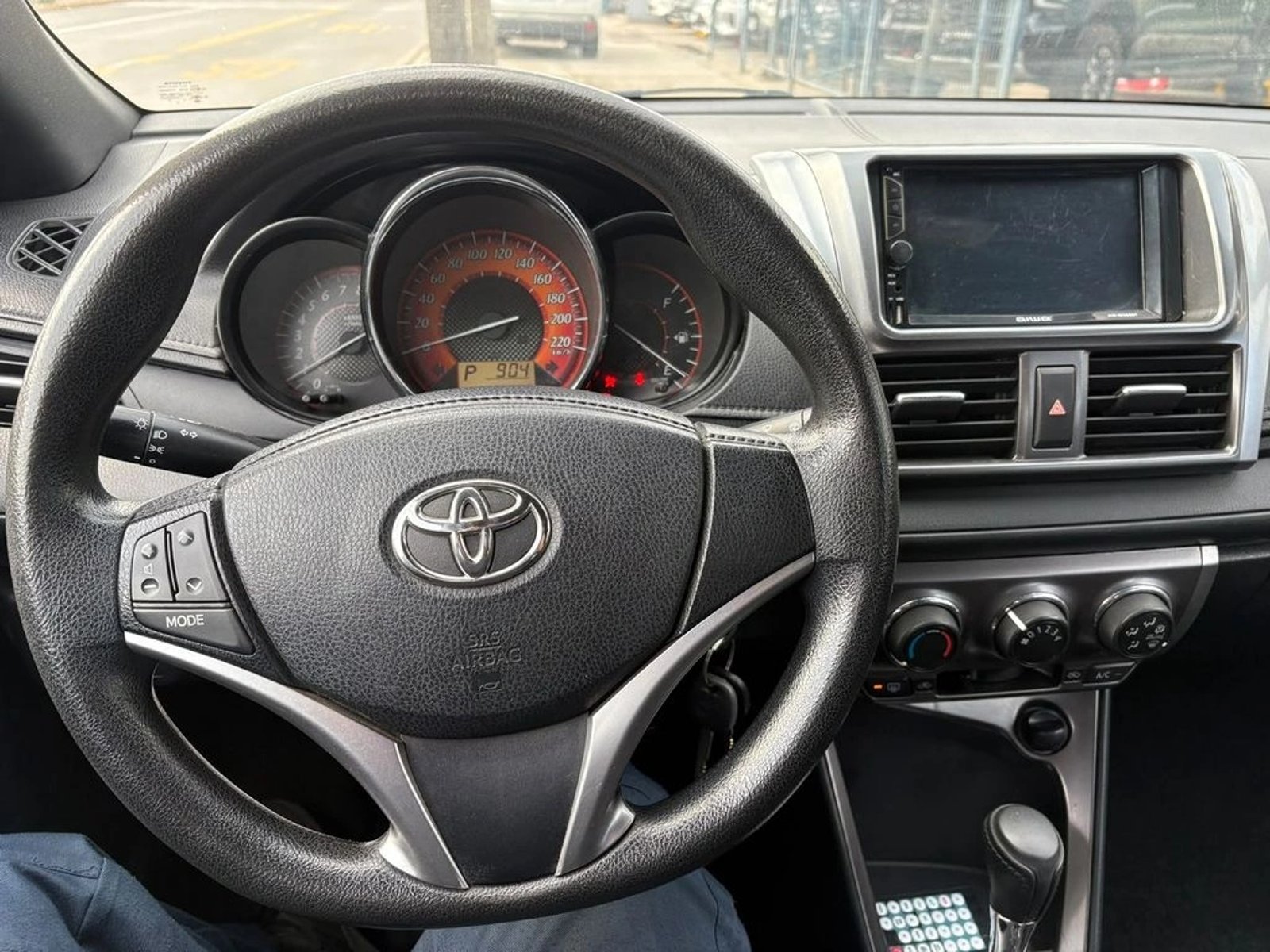 Toyota YARIS 1.5 Sport Gli 2016 - Imagen 7 de 10
