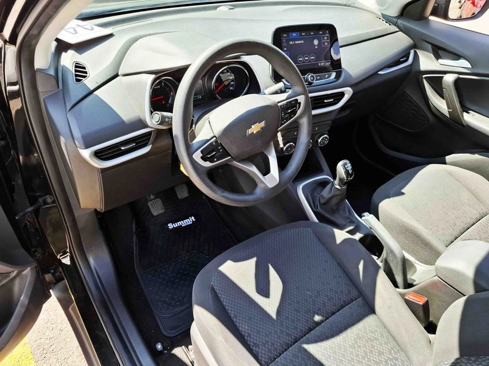CHEVROLET TRACKER 1.2 2023 - Imagen 17 de 20