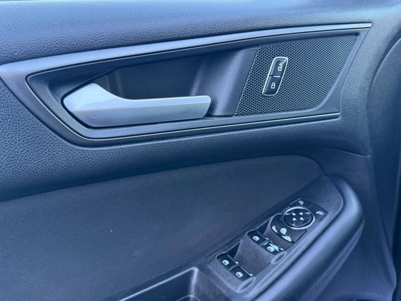 Ford EDGE 2.0 SE ECOBOOST FWD AT 5P 2019 - Imagen 8 de 15
