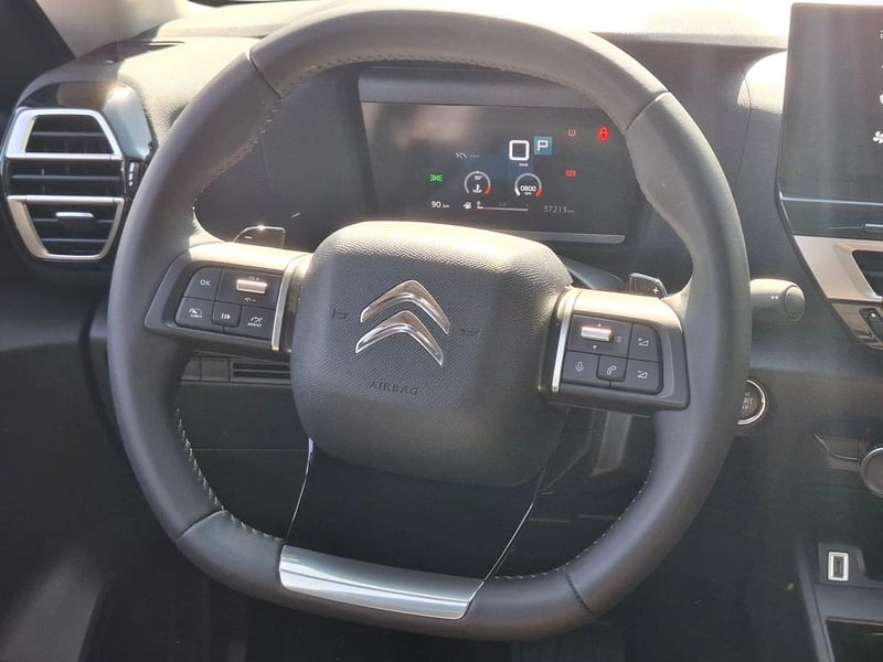 Citroën C4 1.5 SHINE BLUEHDI DIESEL AT 5P 2025 - Imagen 14 de 20
