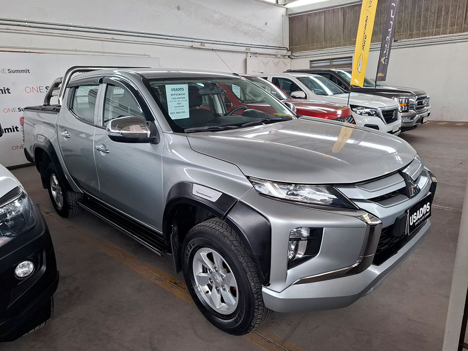 Mitsubishi L200 2.4 TD DAKAR CRS HP MT 4X4 2023 - Foto 3 de 20