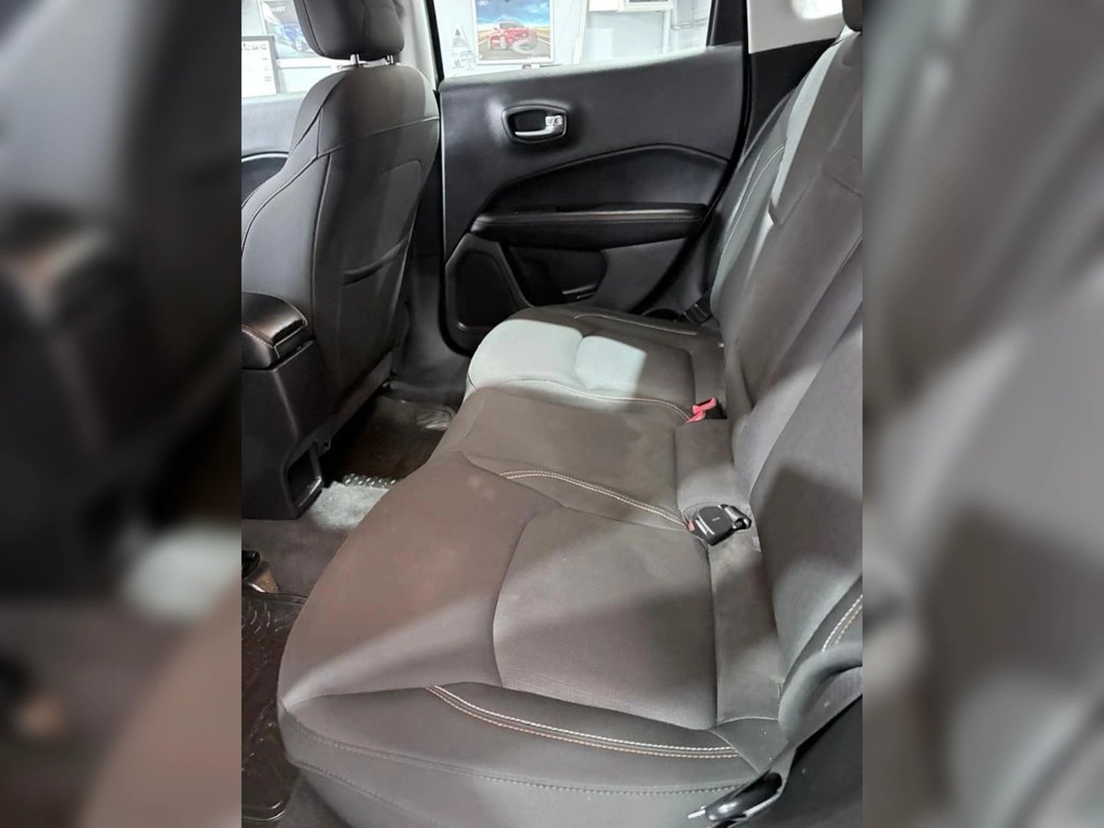 JEEP COMPASS 2.4 LONGITUDE AT 2021 - Imagen 12 de 16