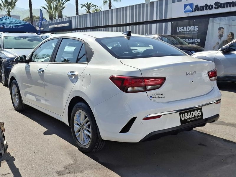 Kia RIO 4 1.4 EX FULL AT 2022 - Imagen 7 de 19