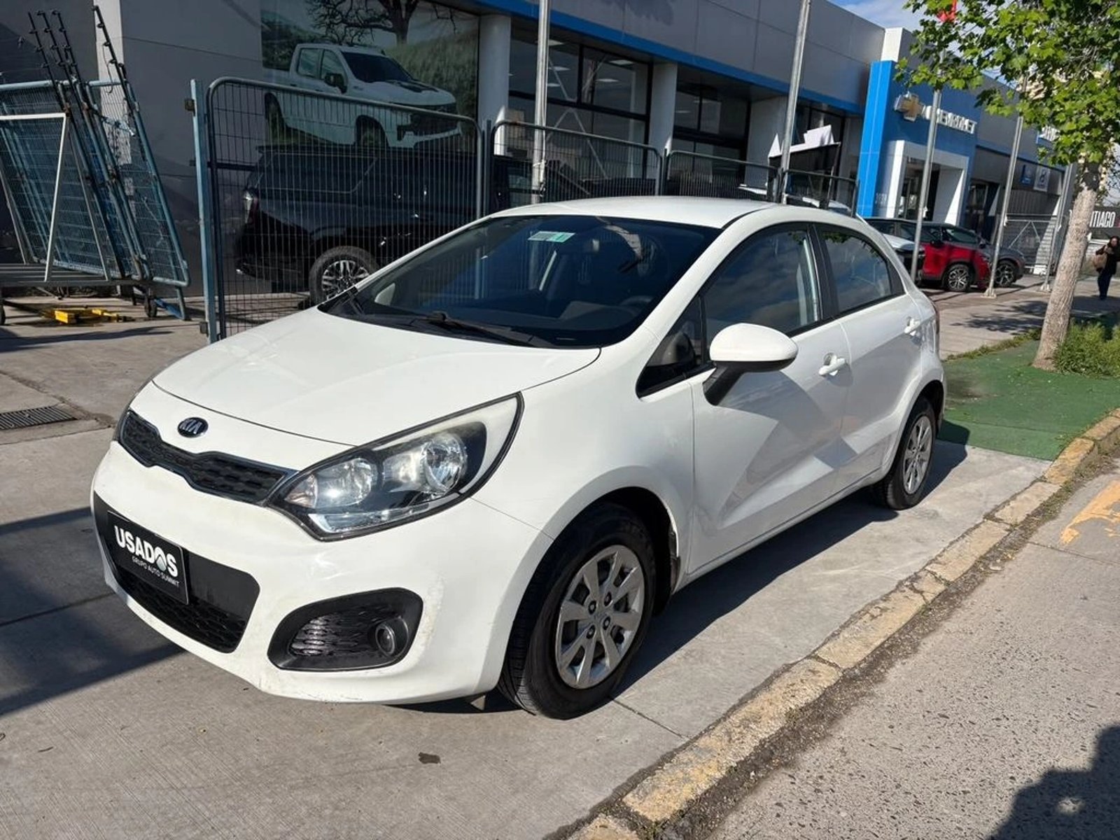 Kia RIO 5 1.4 EX 2014 - Foto 2 de 11