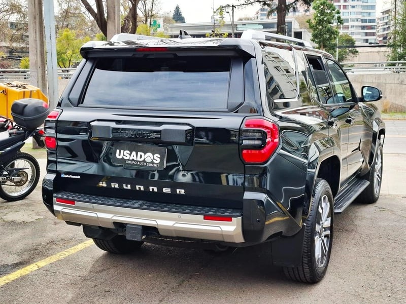 Toyota 4RUNNER LIMITED 4X4 2.4 AUT 2026 - Imagen 8 de 20