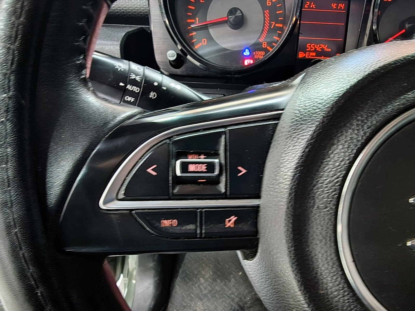 Suzuki JIMNY GLX 1.5 4X4 2020 - Imagen 13 de 19