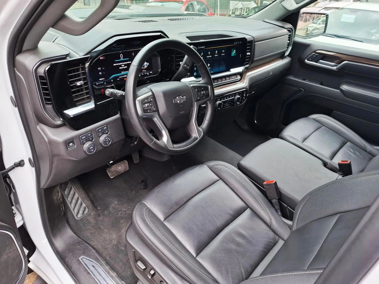 CHEVROLET SILVERADO 5.3 LT R TRAIL BOSS Z71 4X4 AT 4P 2025 - Imagen 16 de 20