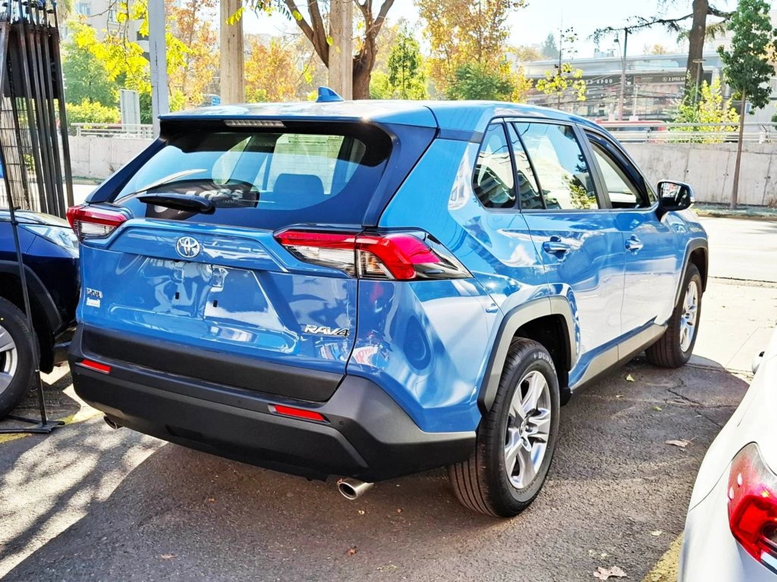 TOYOTA RAV4 2.0 LE CVT 4X2 2026 - Imagen 8 de 20