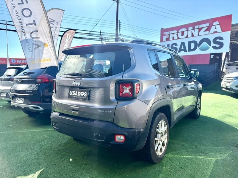 Jeep RENEGADE 1.8 SPORT LX 4X2 AT 5P 2022 - Imagen 11 de 18