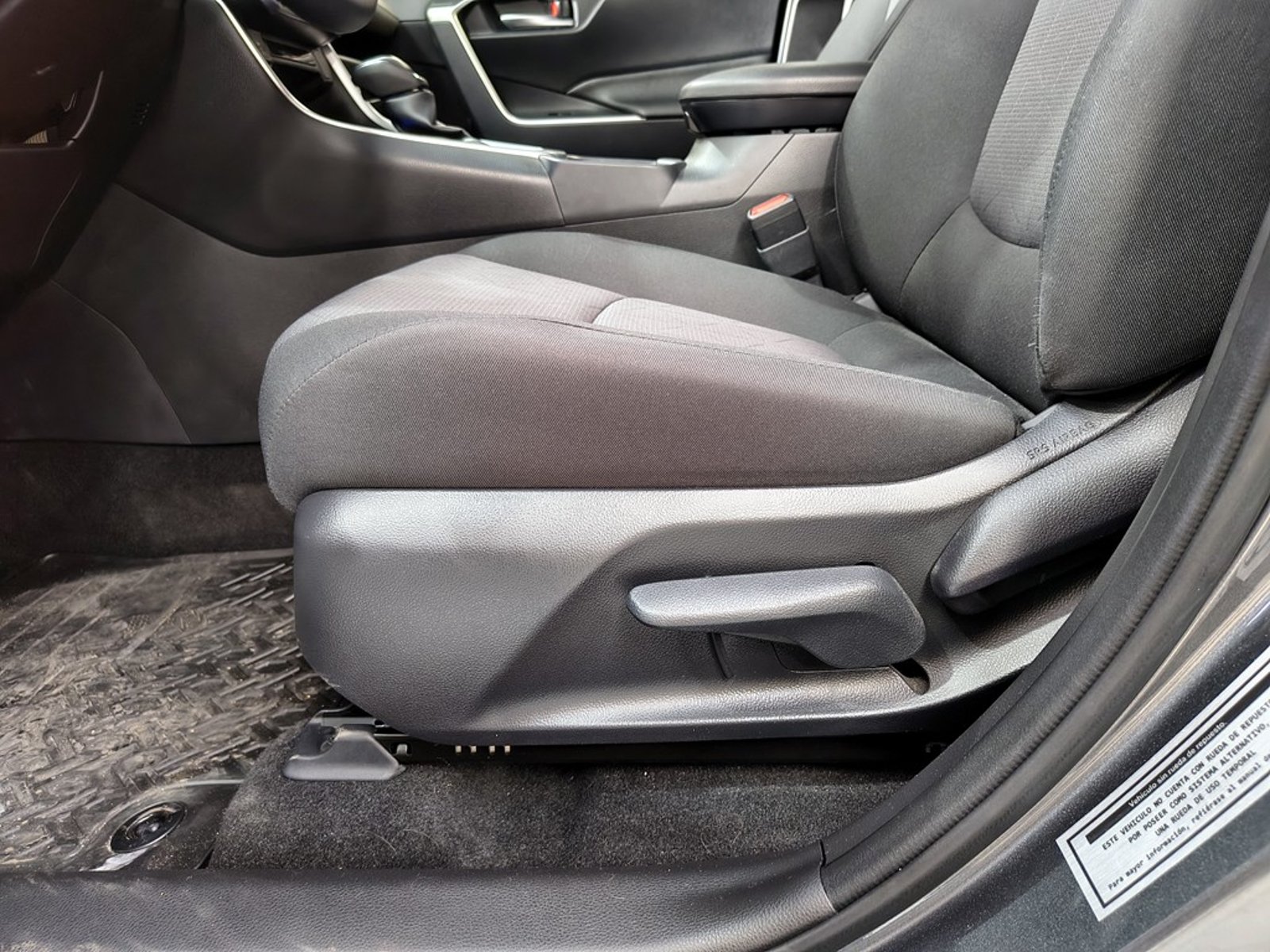Toyota RAV4 HEV 2.5 AUT 2026 - Imagen 11 de 20
