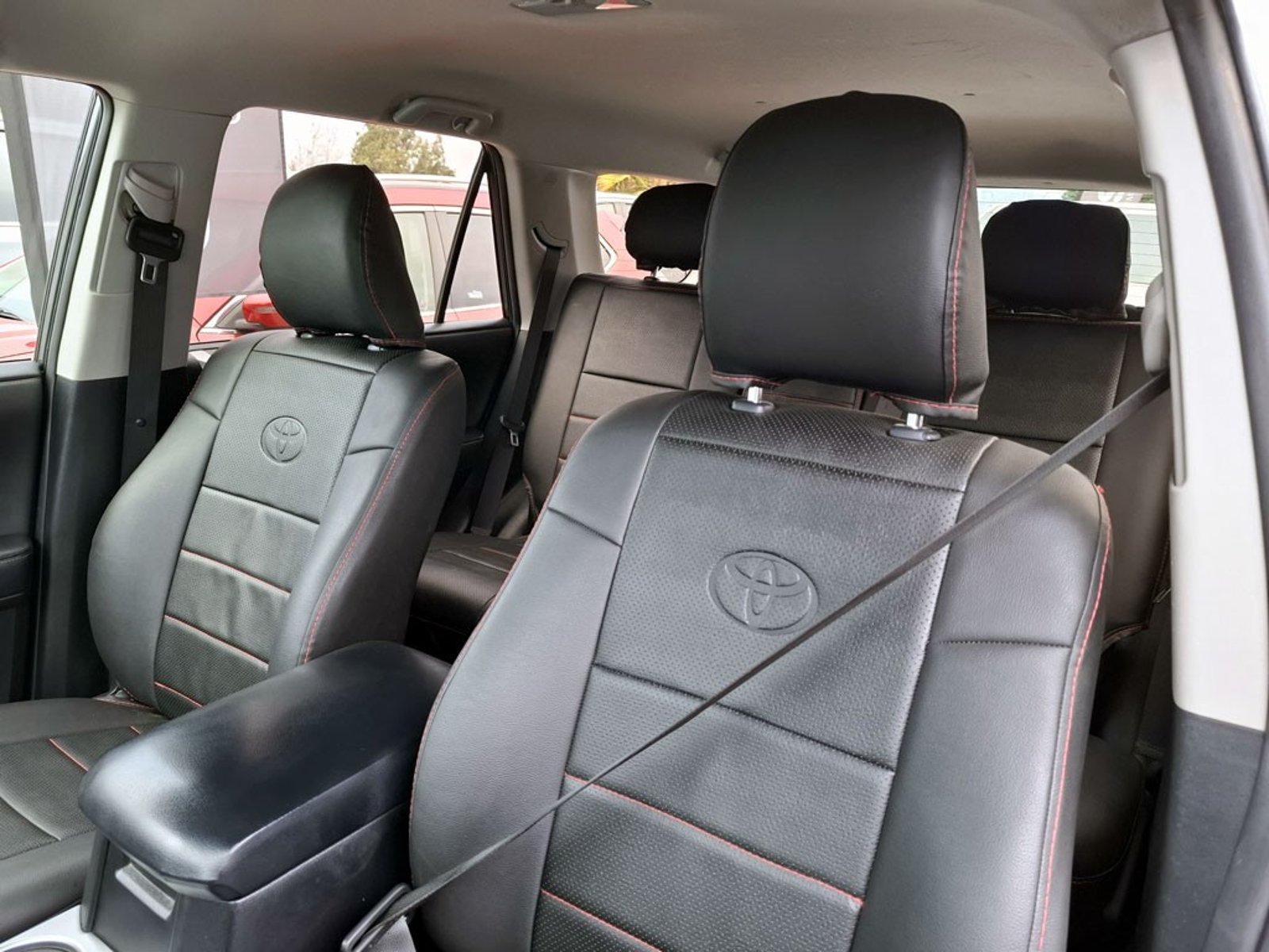 TOYOTA 4RUNNER SR5 4.0 AUT 2021 - Imagen 19 de 20