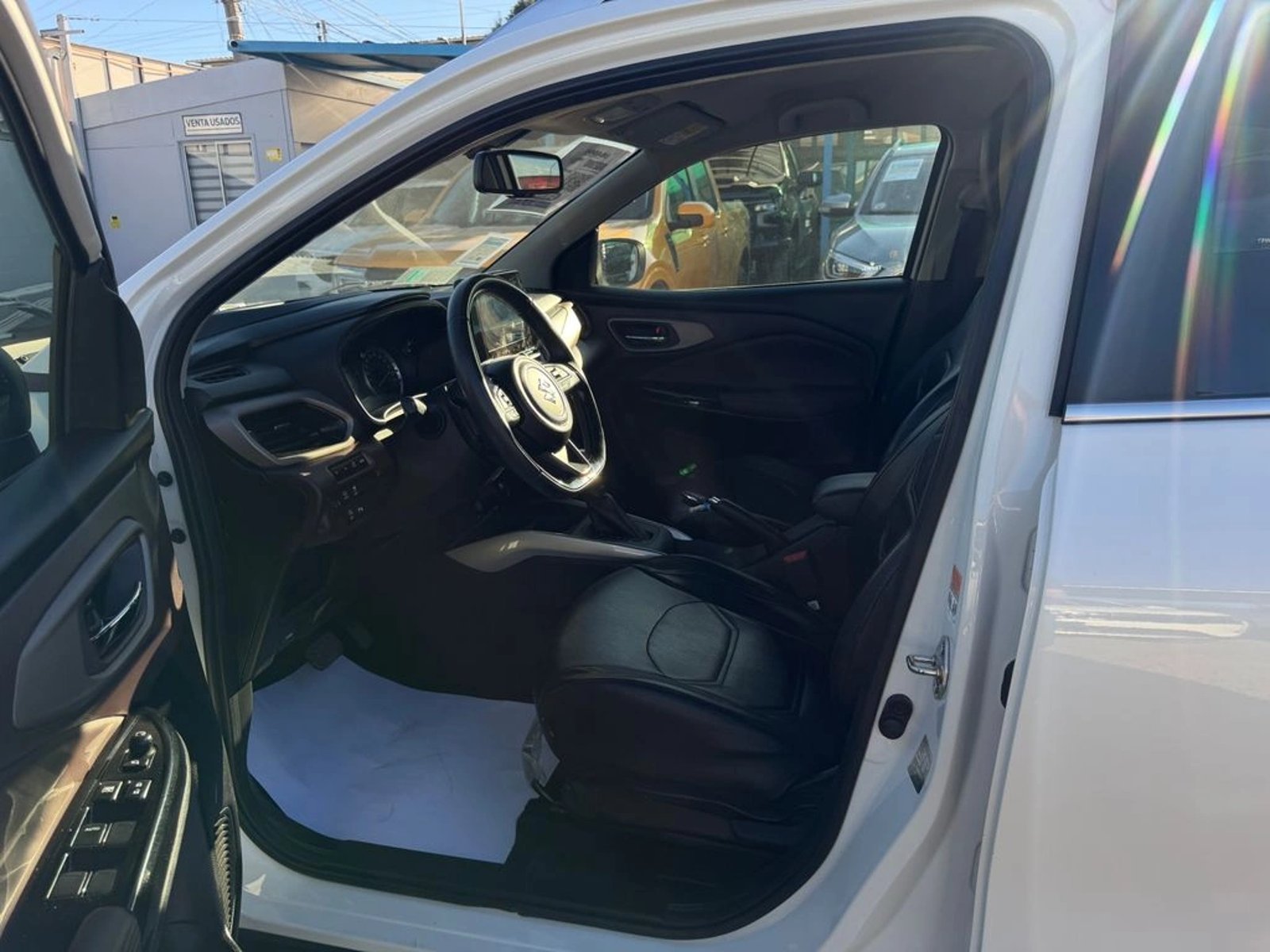 SUZUKI FRONX 1.5 GLX HYBRID 4X2 AT 5P 2025 - Imagen 11 de 20