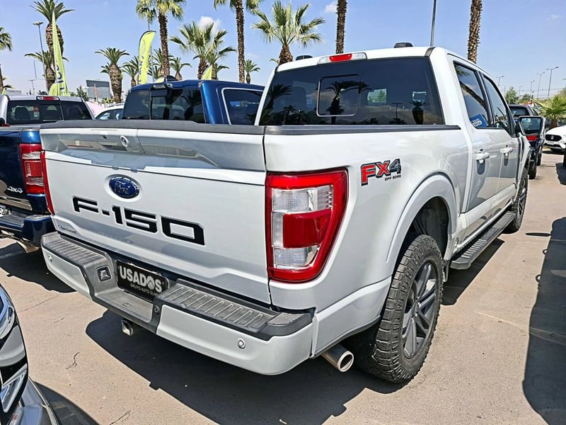 Ford F-150 5.0 LARIAT SPORT 4X4 AT 4P 2024 - Imagen 5 de 14