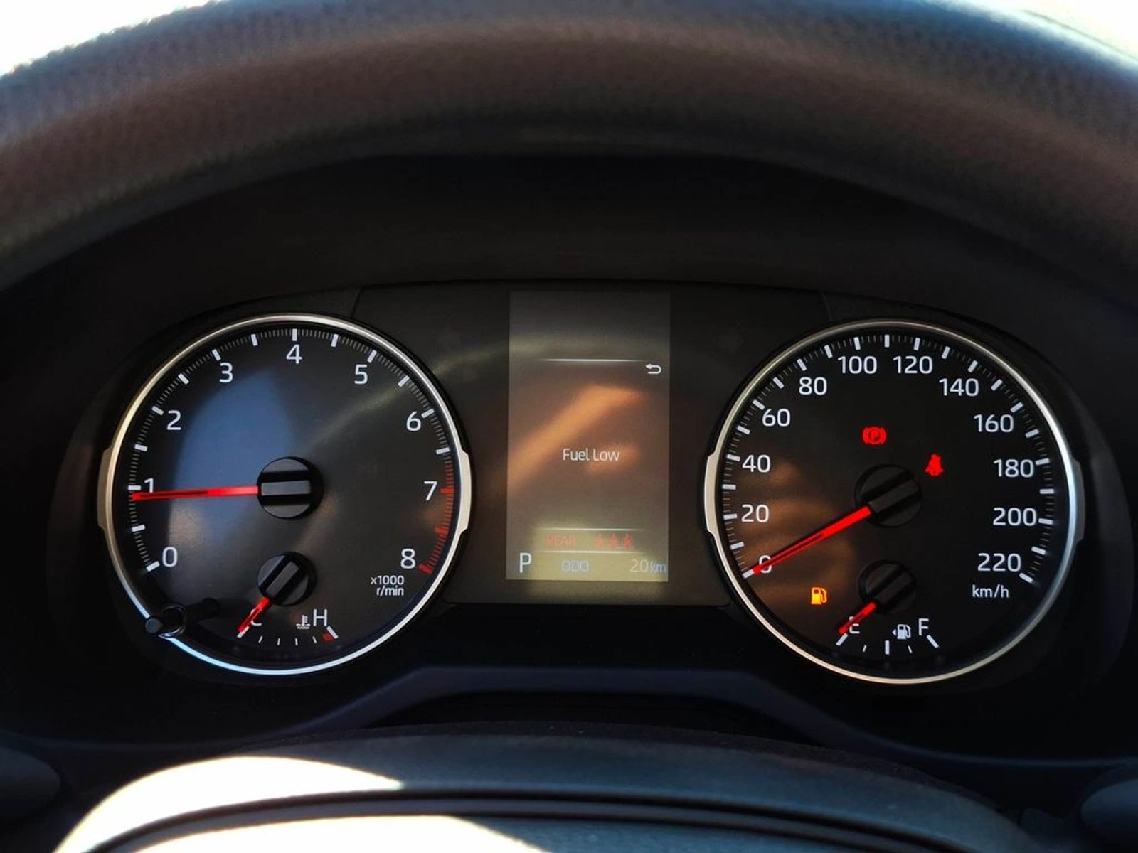 TOYOTA RAV4 2.0 LE CVT 4X2 2026 - Imagen 17 de 20