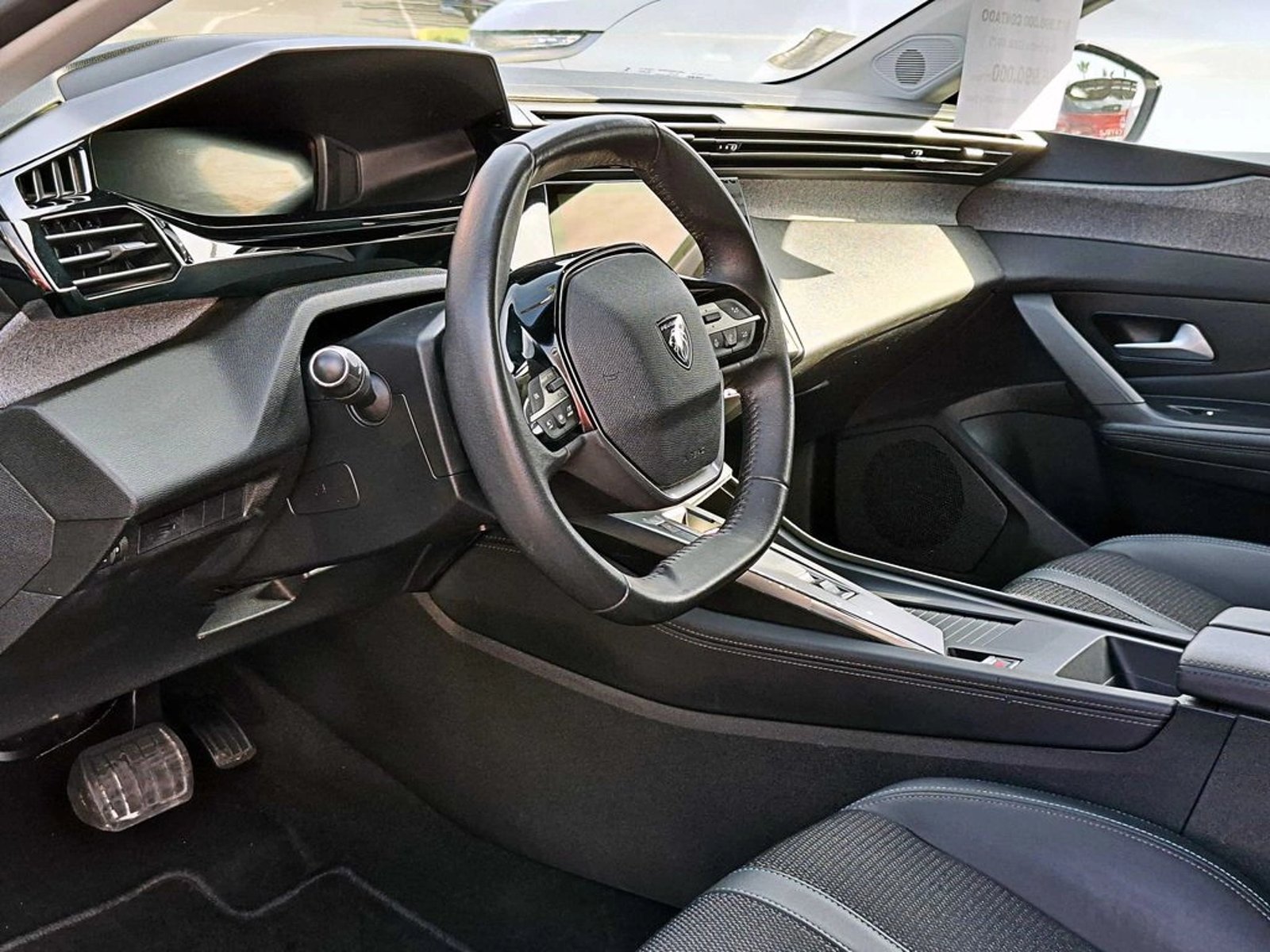 Peugeot 308 1.5 ALLURE PACK BLUEHDI 130 AT 2023 - Imagen 9 de 17