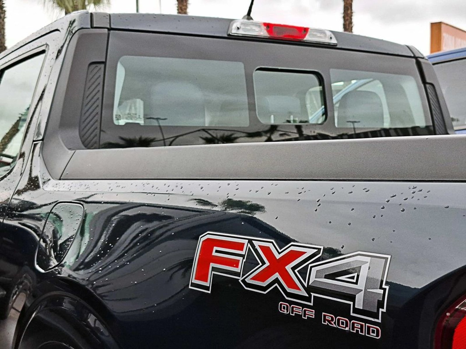 Ford MAVERICK LARIAT 2.0 4X4 AUT 2024 - Imagen 7 de 18