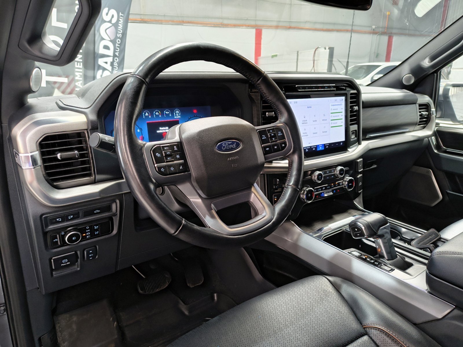 FORD F-150 5.0 LARIAT LUXURY CC DOB. CAB. 4X4 AT 4P 2025 - Imagen 12 de 20