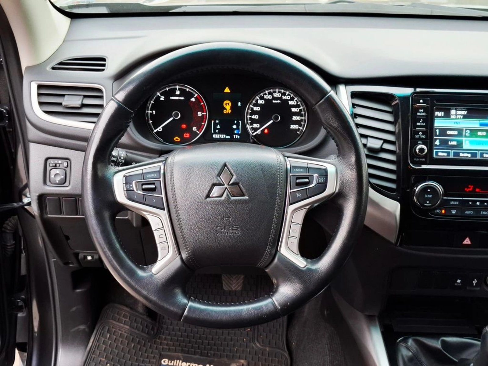 MITSUBISHI MONTERO SPORT 2.4 DIESEL 4X2 MT 5P 2021 - Imagen 16 de 20