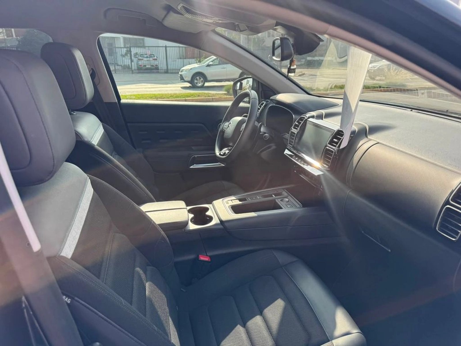 CITROEN C5 AIRCROSS Feel Pack 2023 - Imagen 8 de 16