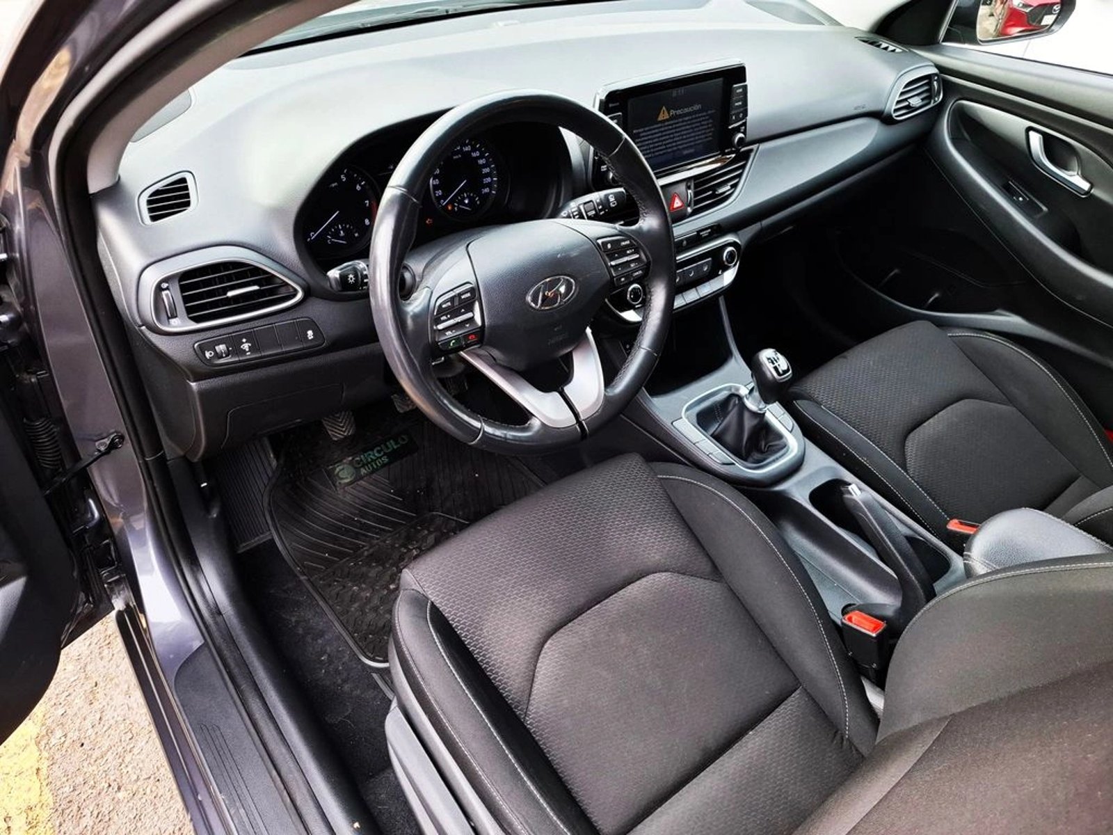 HYUNDAI I30 1.6 VALUE 2020 - Imagen 15 de 20
